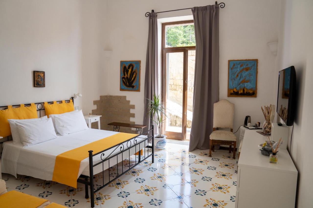 Le Stanze Di Sissi - Luxury Suites Neapol Zewnętrze zdjęcie