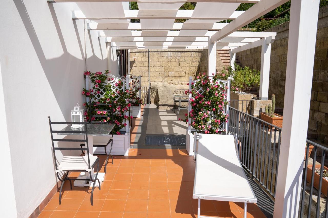 Le Stanze Di Sissi - Luxury Suites Neapol Zewnętrze zdjęcie