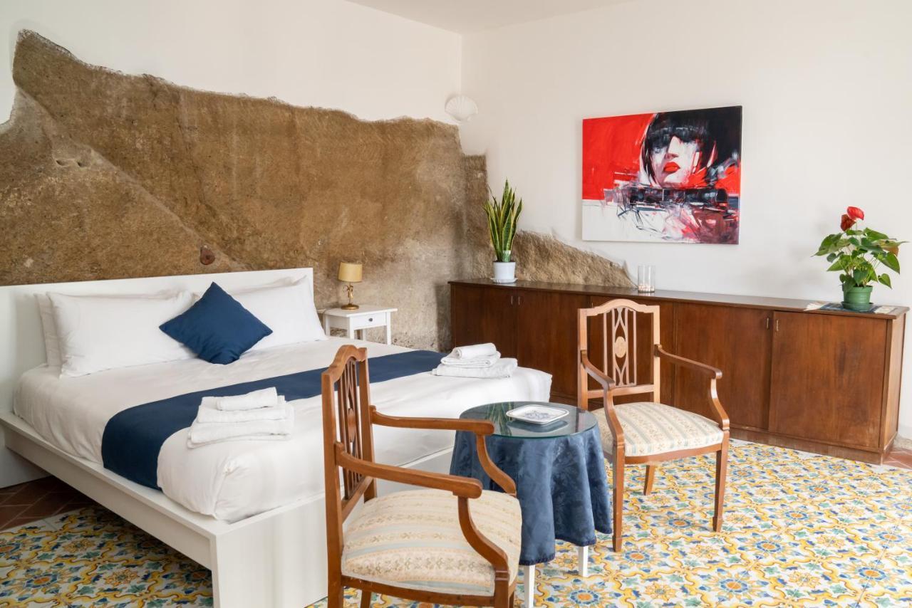 Le Stanze Di Sissi - Luxury Suites Neapol Zewnętrze zdjęcie