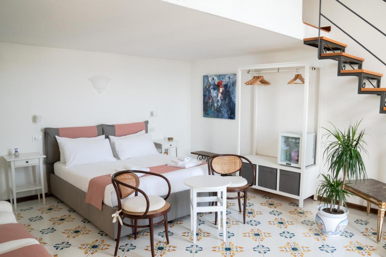 Le Stanze Di Sissi - Luxury Suites Neapol Zewnętrze zdjęcie