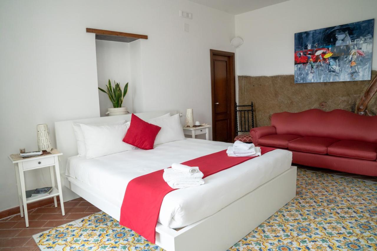 Le Stanze Di Sissi - Luxury Suites Neapol Zewnętrze zdjęcie